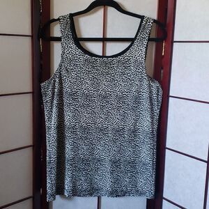 Virgo Black & White Snow Leopard Sleeveless Top